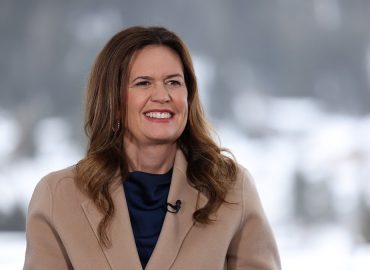 Backlash Over Campaign Ad by Gov. Sarah Huckabee Sanders