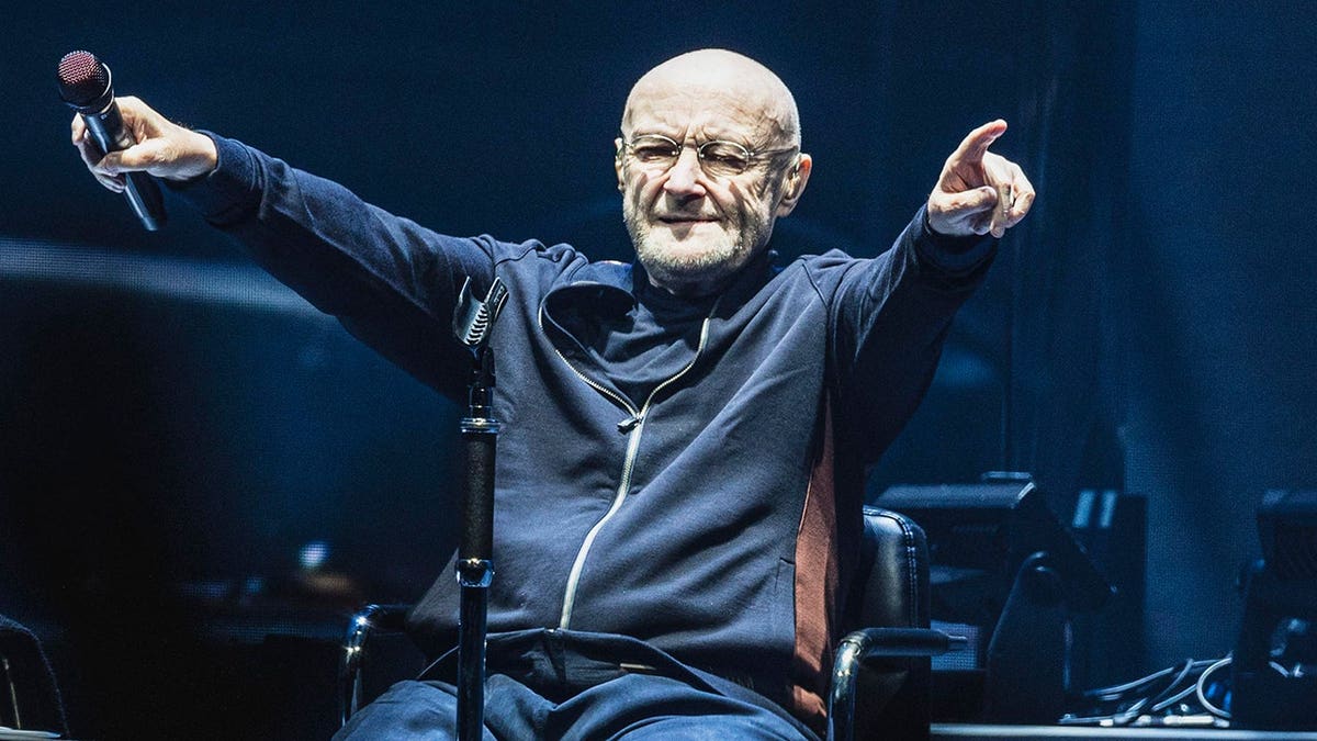 Phil Collins Criticizes Trump and American Culture