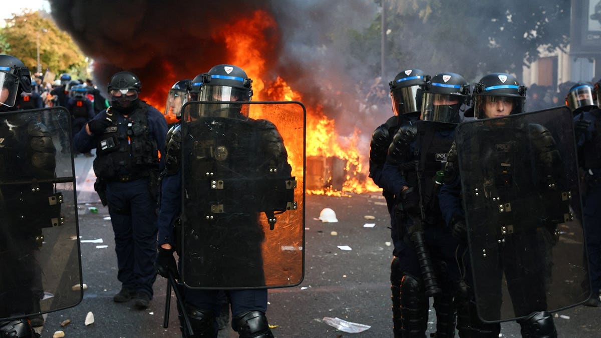 French Prime Minister Defends Police in Student Protests Amid Controversy