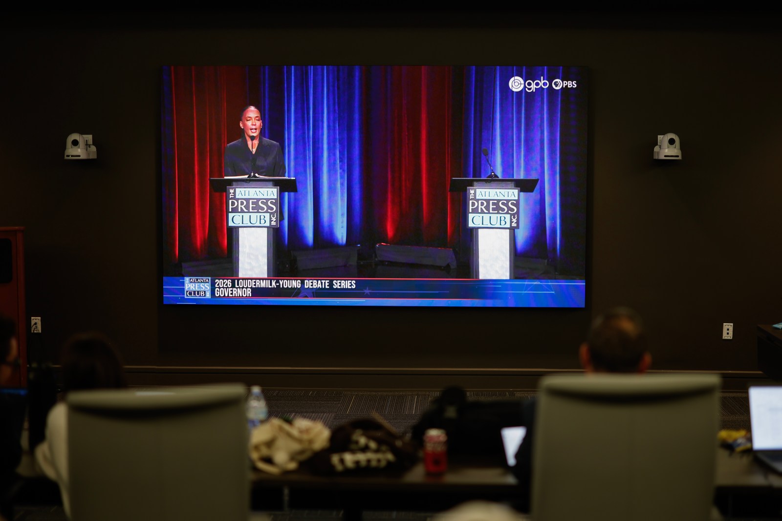 Georgia Gubernatorial Debate Highlighted by Unattended Podium