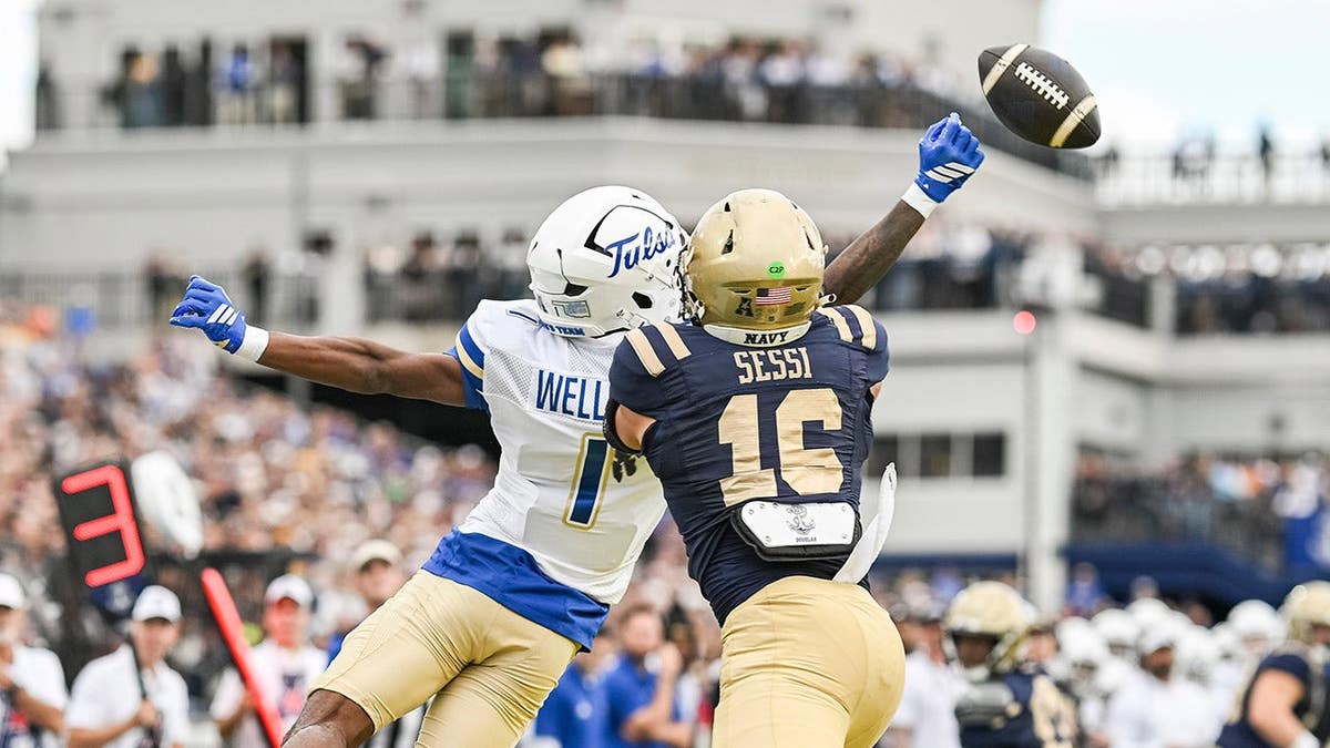 Tulsa’s Dramatic Touchdown Stuns Navy in College Football Clash