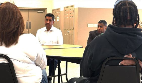 Former Fuyao Glass Employees Share Experiences of Difficult Working Conditions