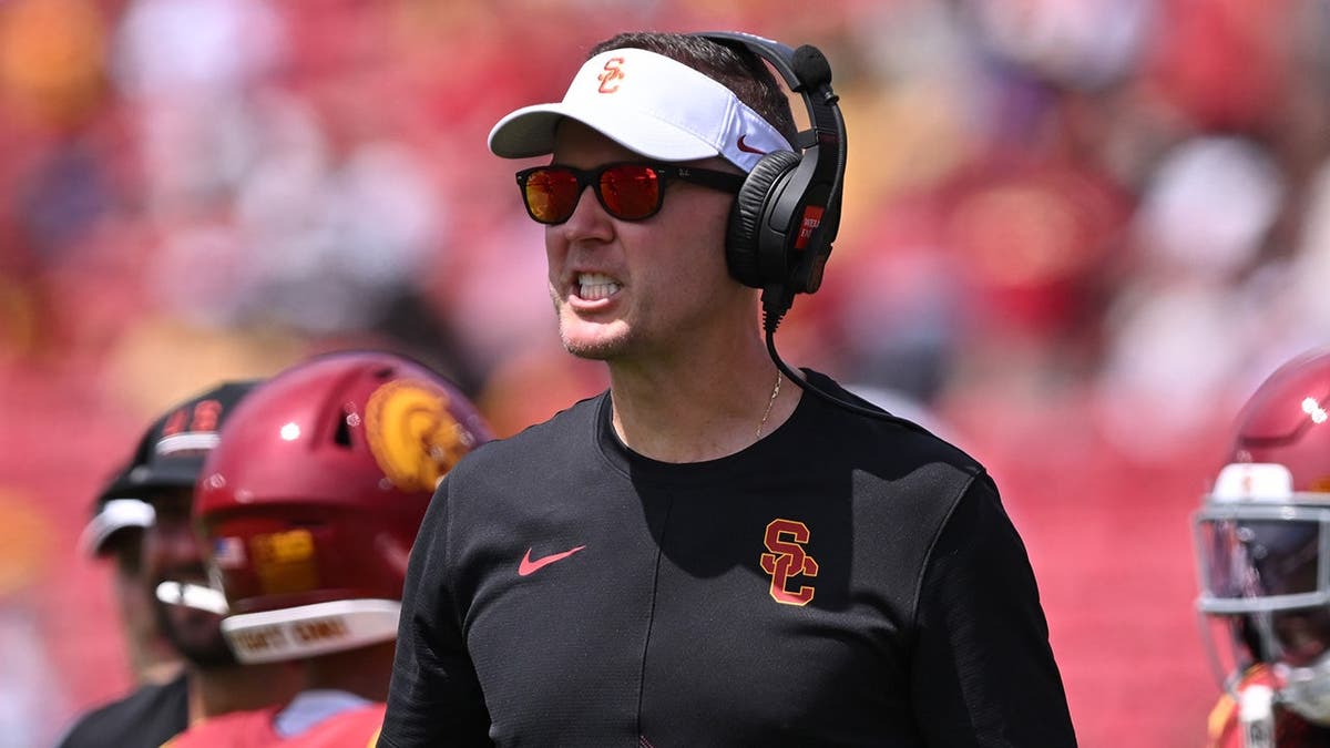 USC Trojans Struggle to Meet Expectations Amid Mounting Criticism