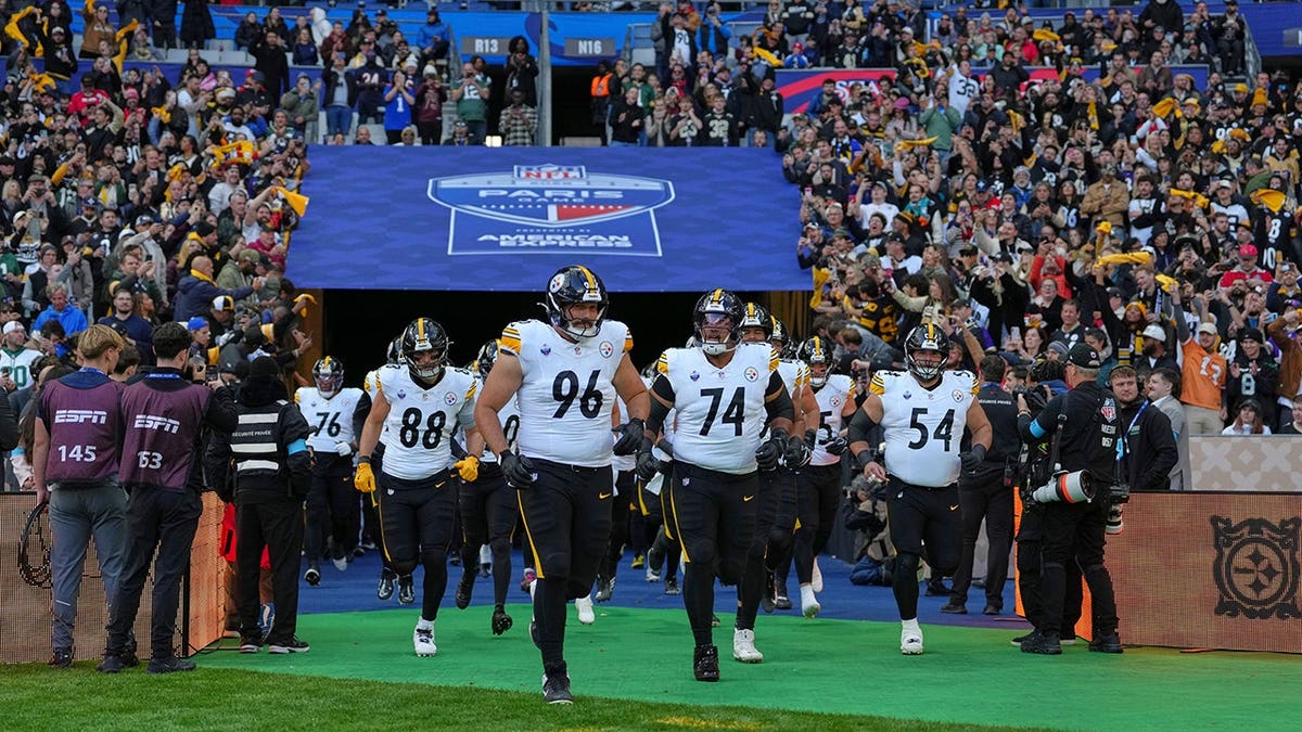 National Anthems and the Importance of Tradition in Sports