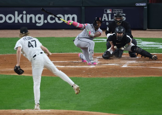Chicago White Sox Battle Cleveland Guardians in ALDS