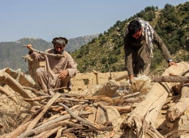 Pakistan Conducts Airstrikes in Afghanistan, Resulting in Civilian Casualties