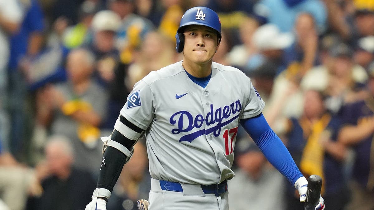 Dodgers Stick with Shohei Ohtani Despite Playoff Struggles
