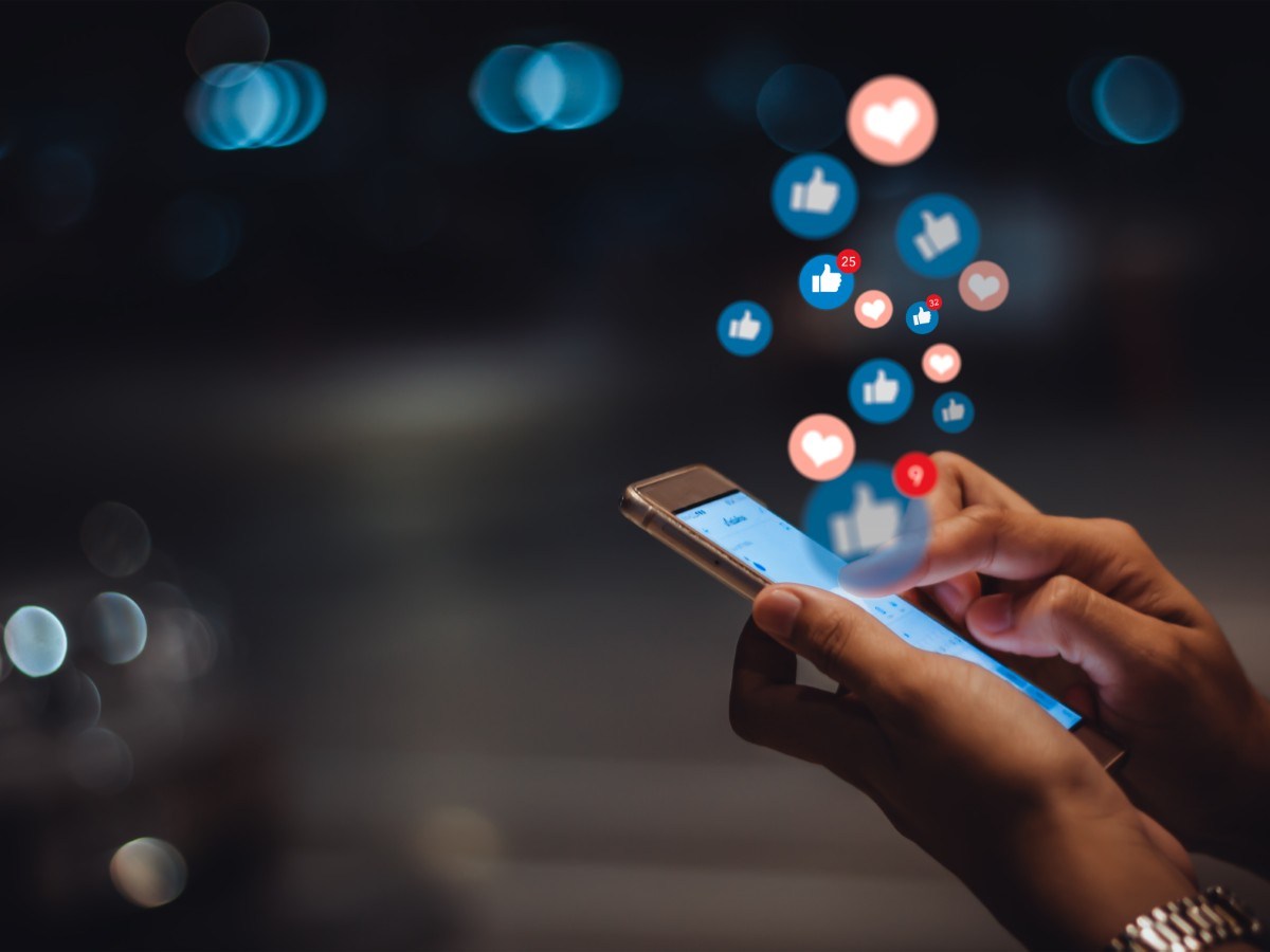 Social Media Habit Linked to Mental Health Symptoms