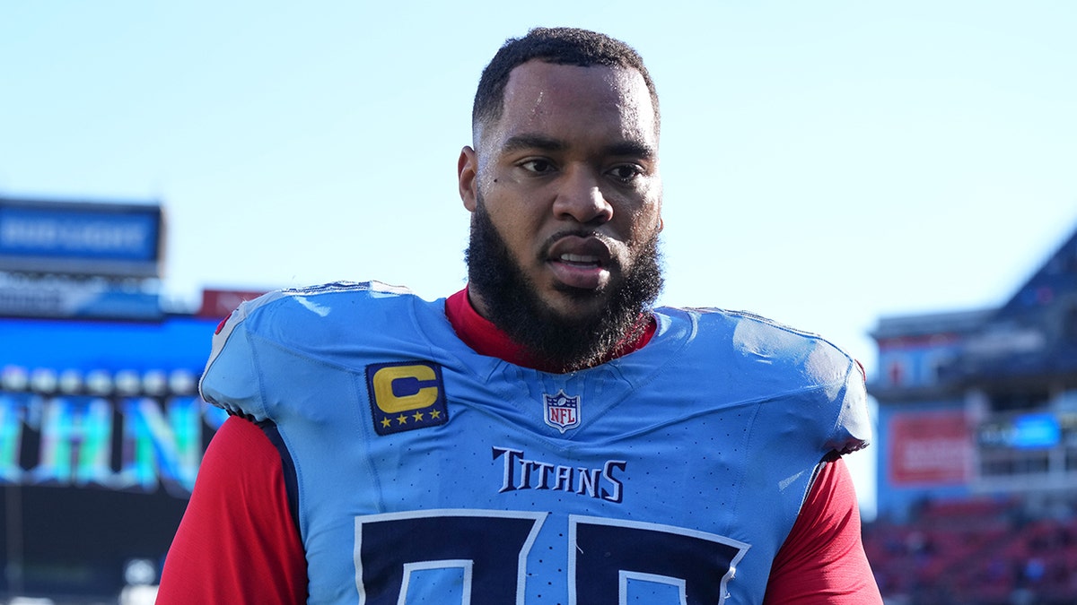 Chicago Bears Acquire Jeffery Simmons in Major Trade