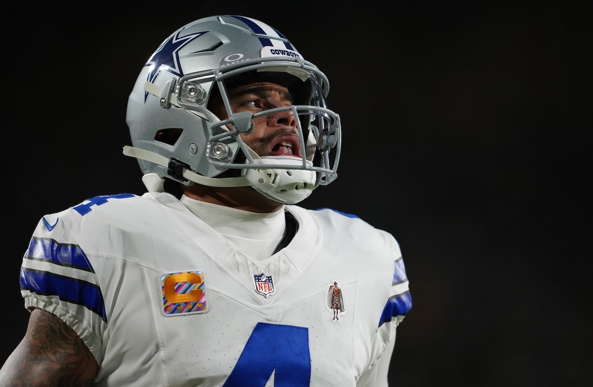 Dallas Cowboys Face Philadelphia Eagles in Crucial NFC East Clash