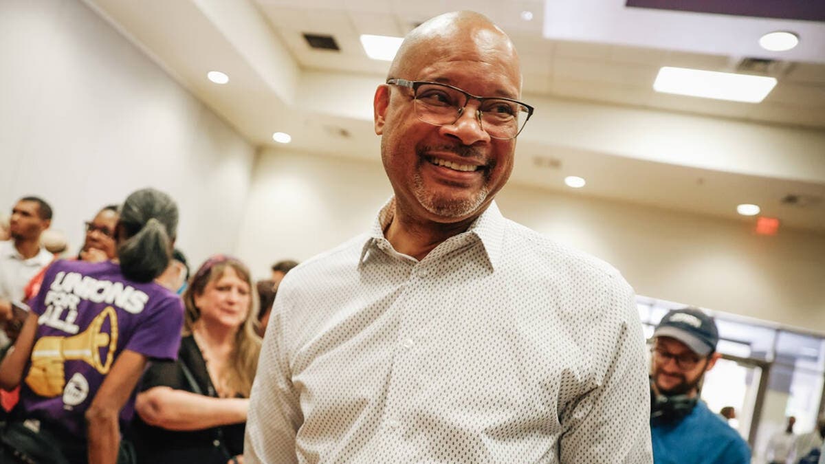 Nevada Governor Race Tightens Amid Controversy Over Clemency Decisions