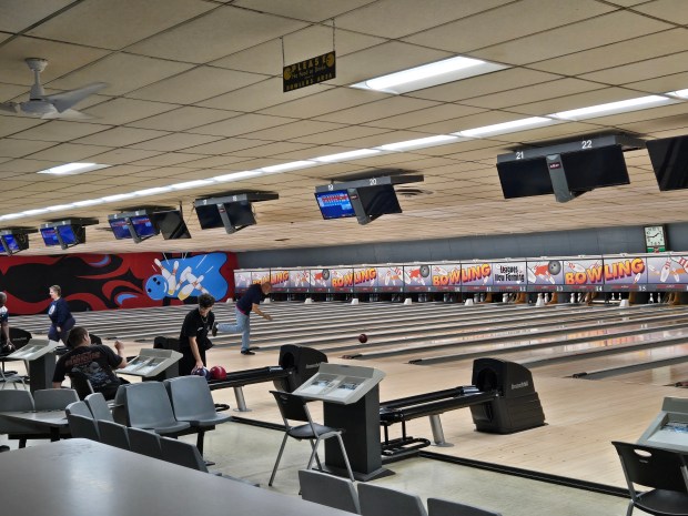 Elgin Lanes Celebrates A New Era Under Family Ownership