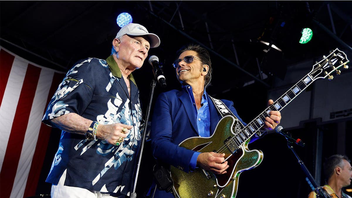 John Stamos and Mike Love’s Memorable Night at the Ryman