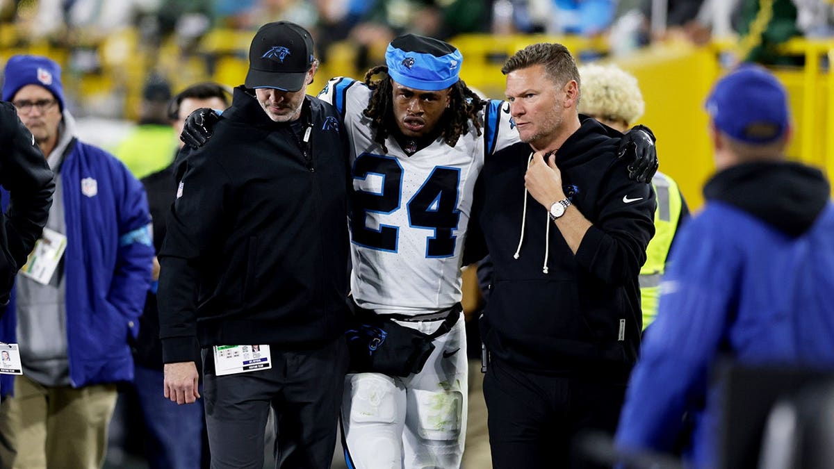 Unexpected Turn: Christian Watson’s Return from Hospital During NFL Game