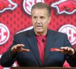 Arkansas Razorbacks Face Challenging Basketball Season