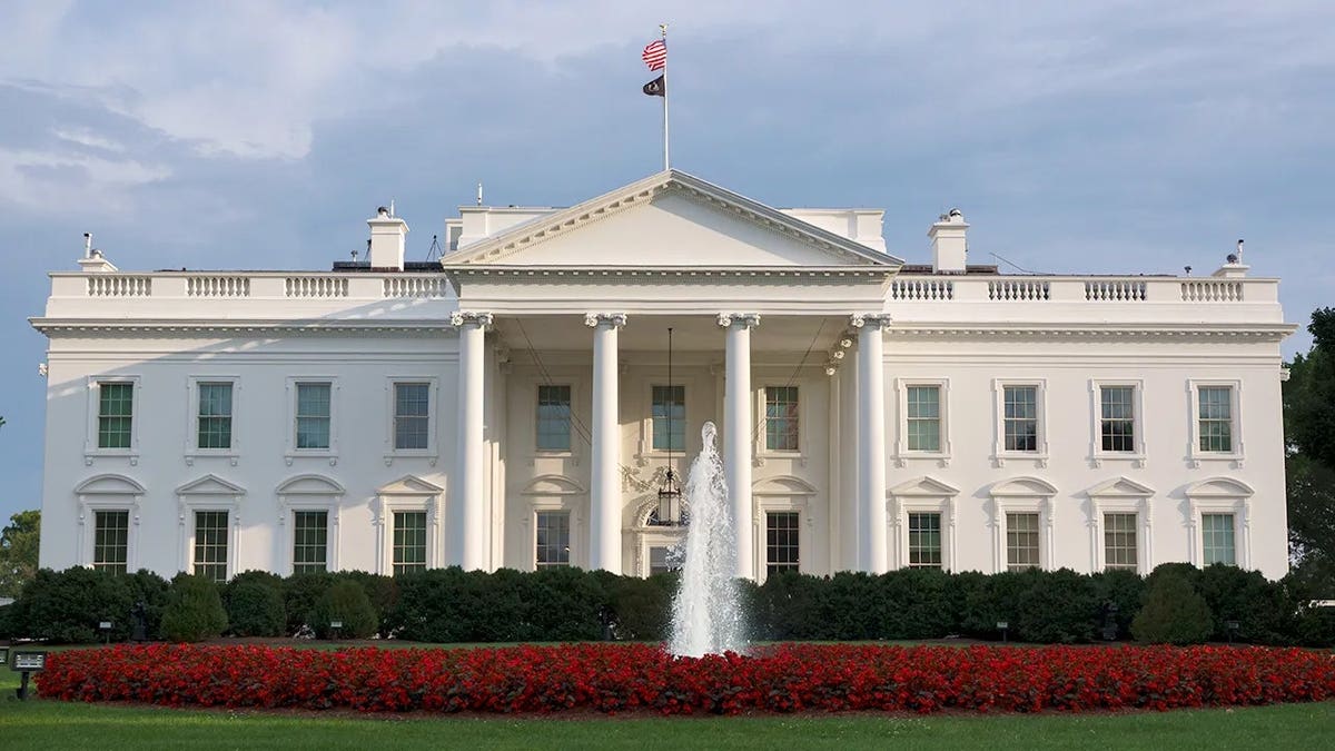 Arizona Man Arrested for Threatening Bombings at White House