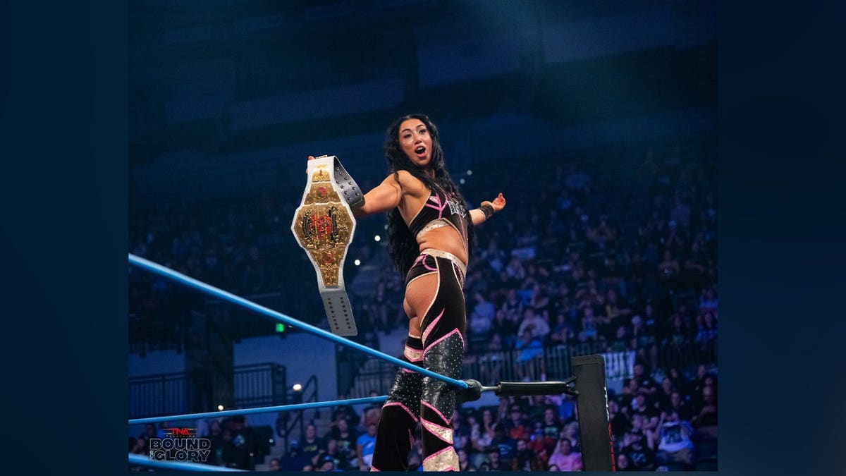 Indi Hartwell Captures TNA Knockouts Championship
