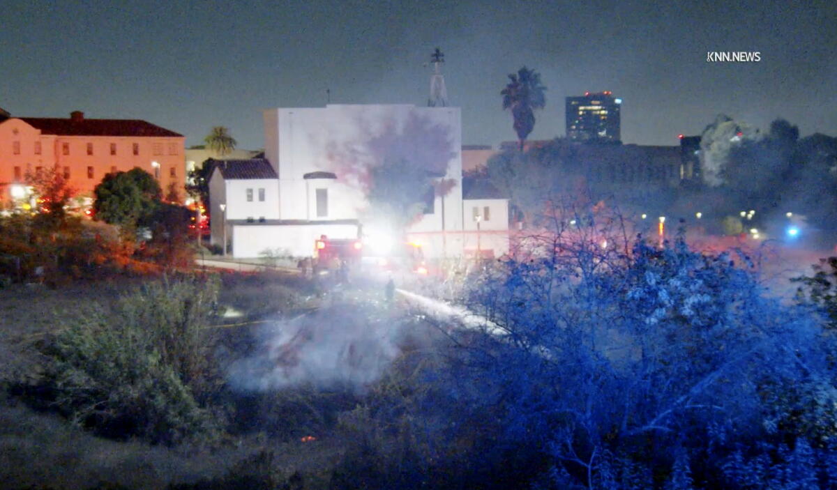 Firefighters Contain Brentwood Brush Fire Amid Heightened Fire Risks