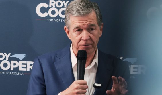 Senate Races Shift in Favor of Democrats Weeks Before Midterms