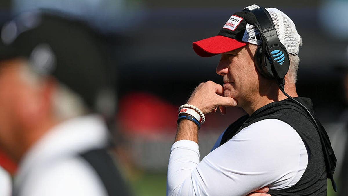 Cincinnati Dominates Texas Tech Amidst NCAA Controversy