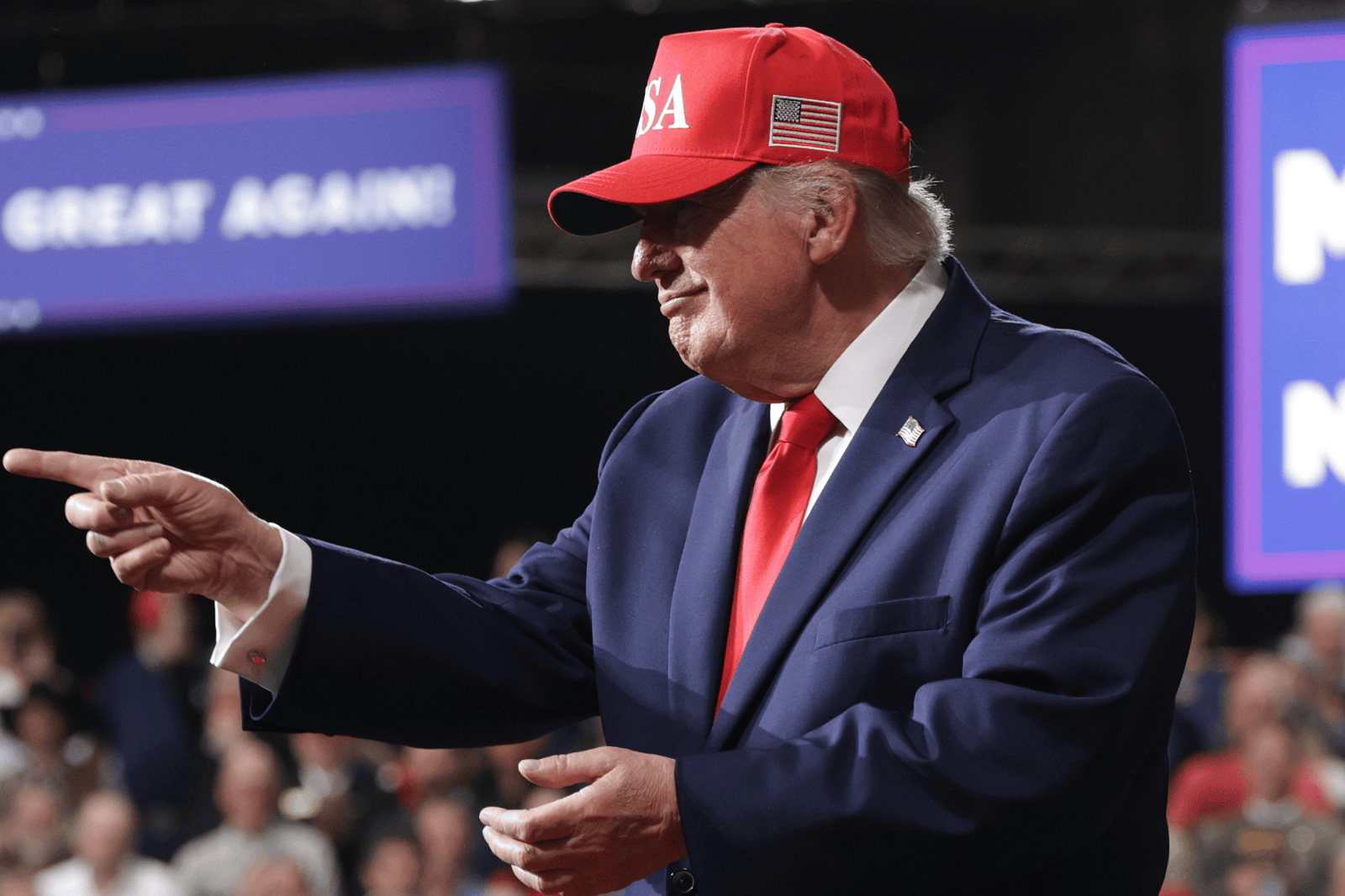 Shifts in Trump’s Approval Among Non-MAGA Republicans Before Midterms