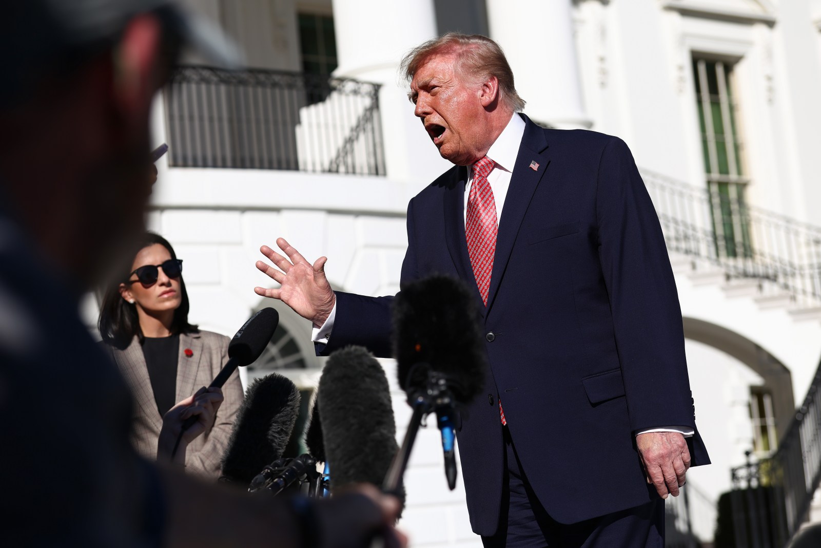 Republicans Express Concerns Over Trump’s Russia Sanctions Waiver