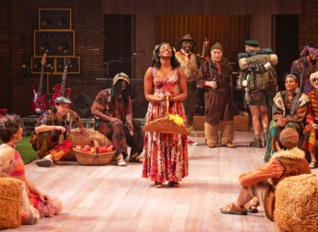 Exploring the Chicago Shakespeare Theater’s Production: ‘The Winter’s Tale’