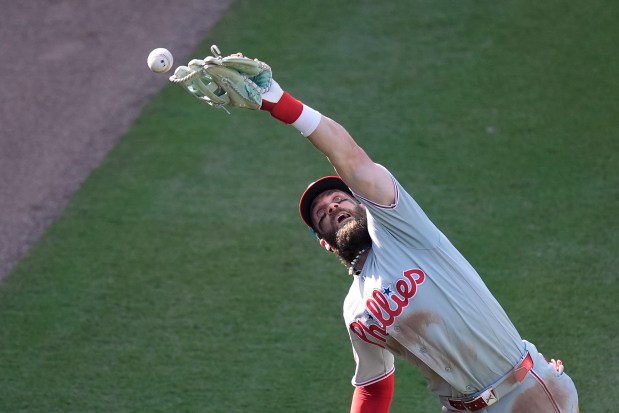 Phillies Secure Win Over Braves in Game 2, Forcing Decisive Showdown