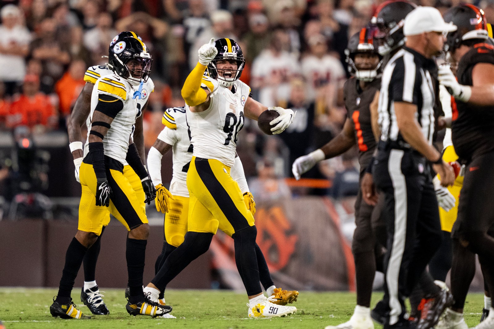 TJ Watt’s Frustration on Display During Steelers Loss