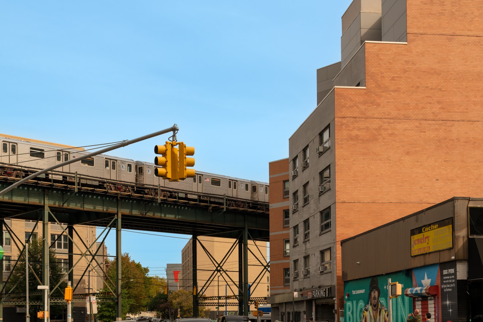 Shooting Involving Federal Agents in Bronx Leaves One Hospitalized