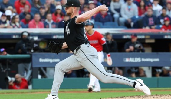 Chicago White Sox Feed Off Home Crowd Energy at Rate Field
