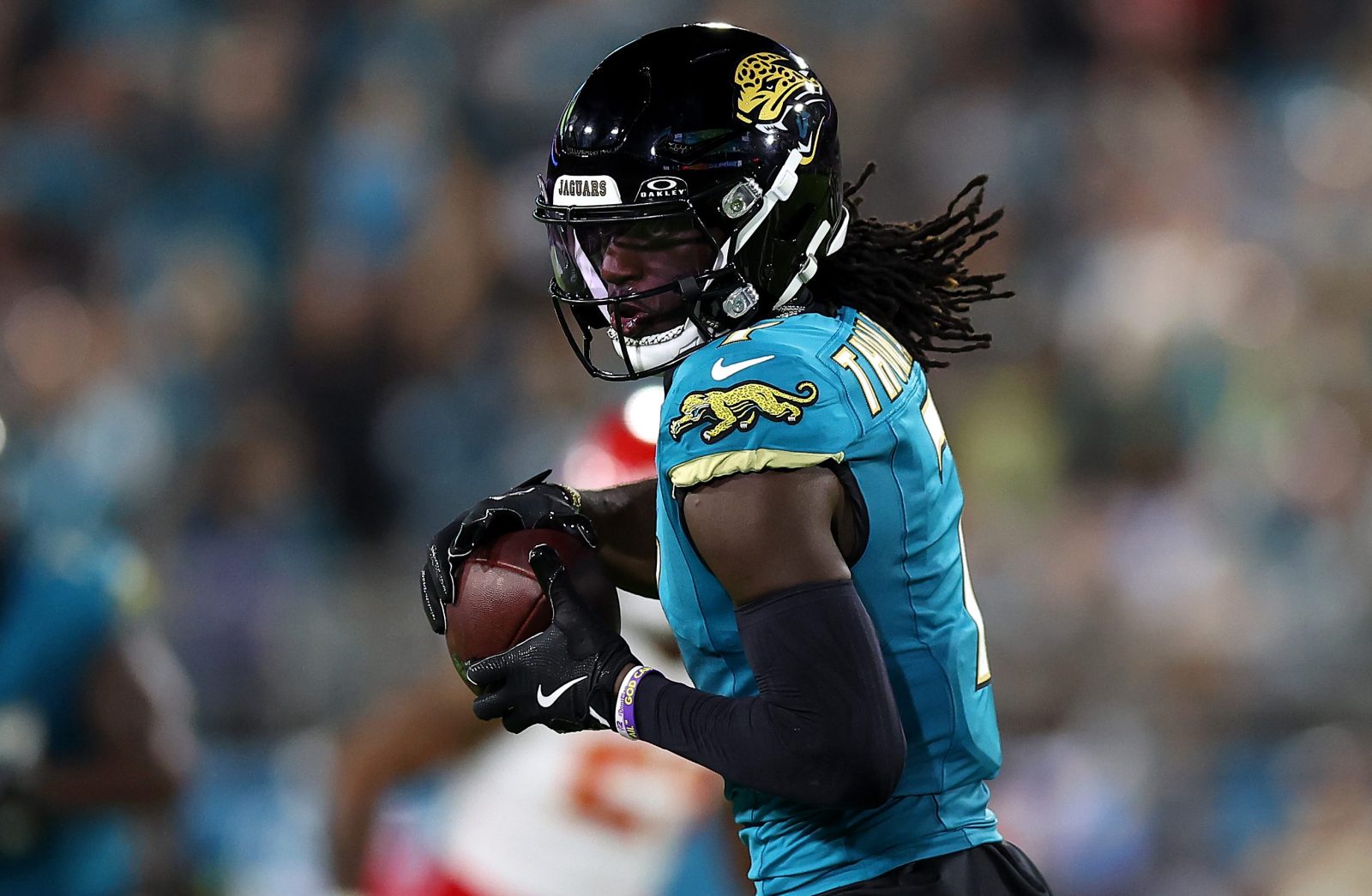 Raiders Eye Trade Options for Enhanced Receiving Corps